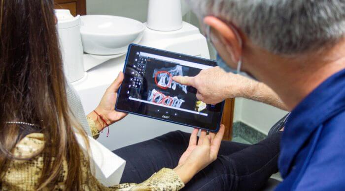 Самая вредная еда для зубов по мнению стоматолога